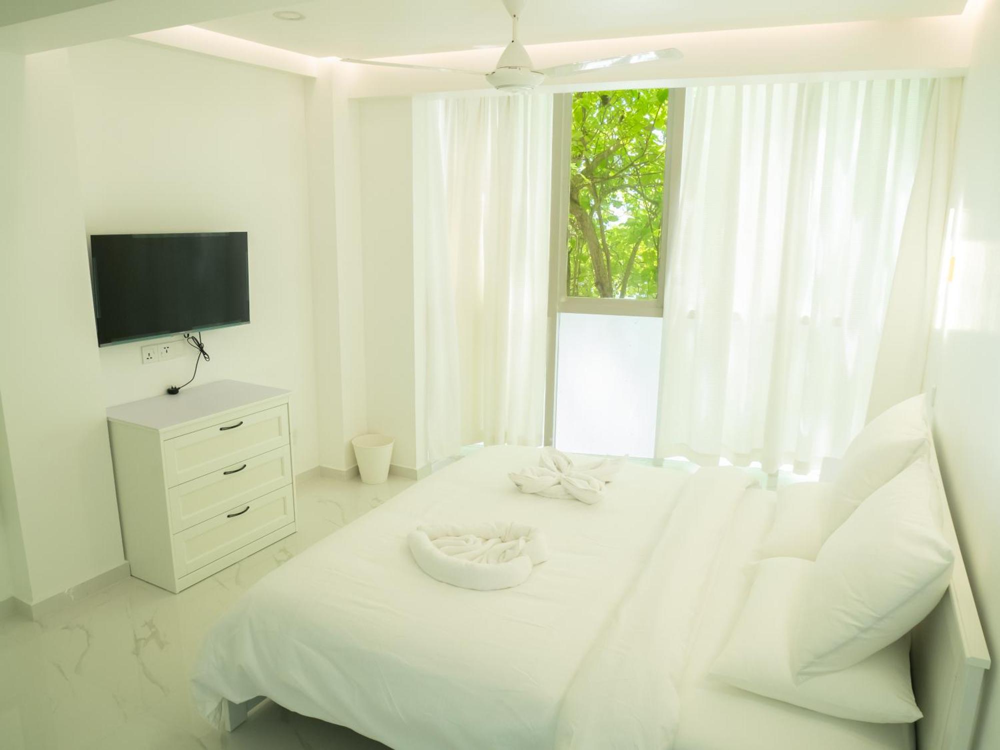 Beachfront Apartment マレ エクステリア 写真
