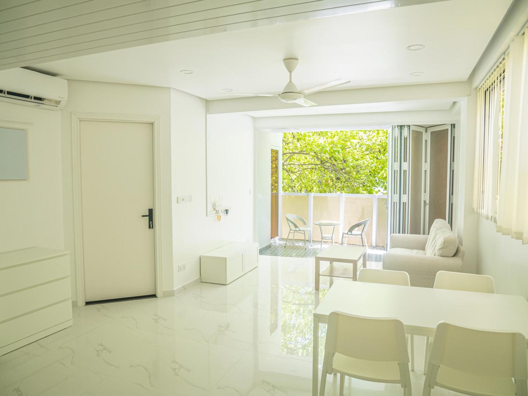 Beachfront Apartment マレ エクステリア 写真